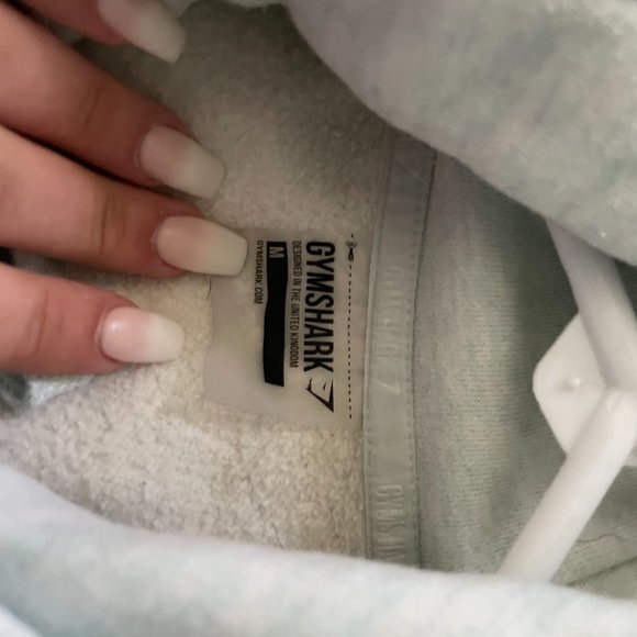 Gymshark Cropped Hoodie - Picture 2 of 3